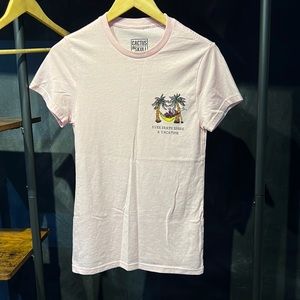 Even death needs a vacation T-shirt Pink XS Never worn. Excellent condition